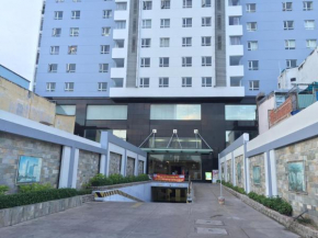Гостиница Sky Center Hostel  Хошимин